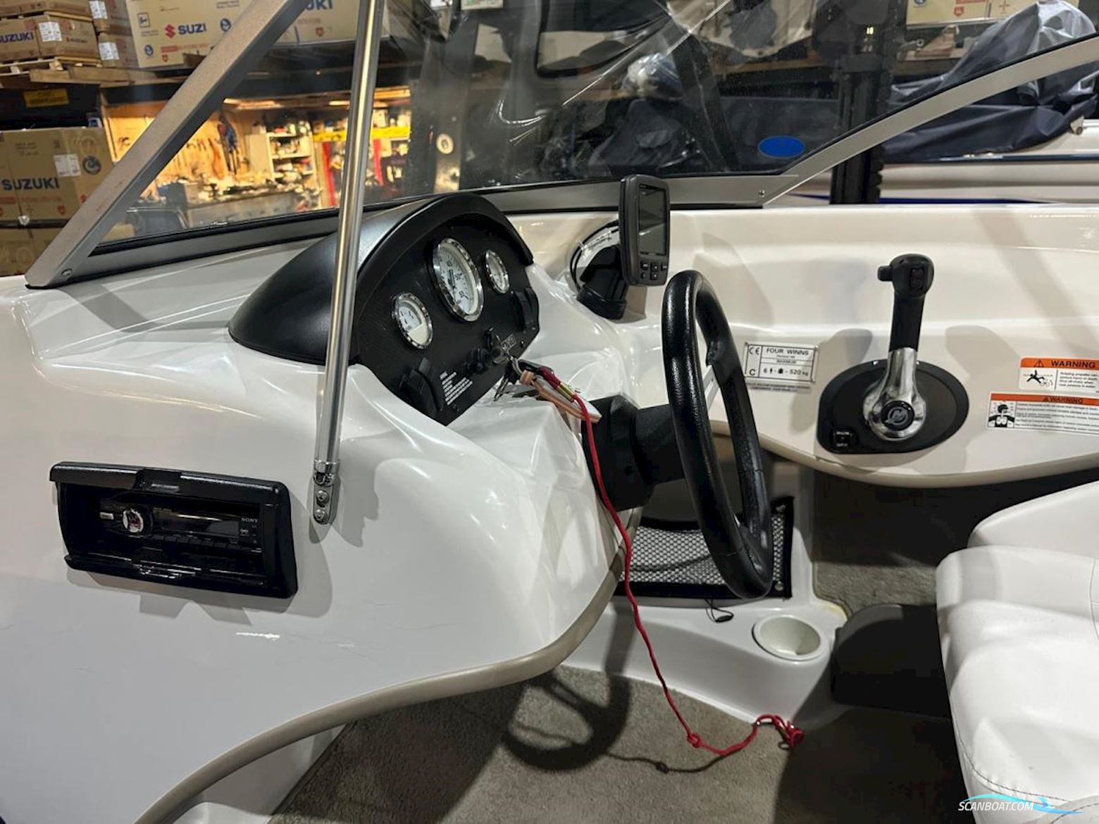 Four Winns 180 LE Bowrider