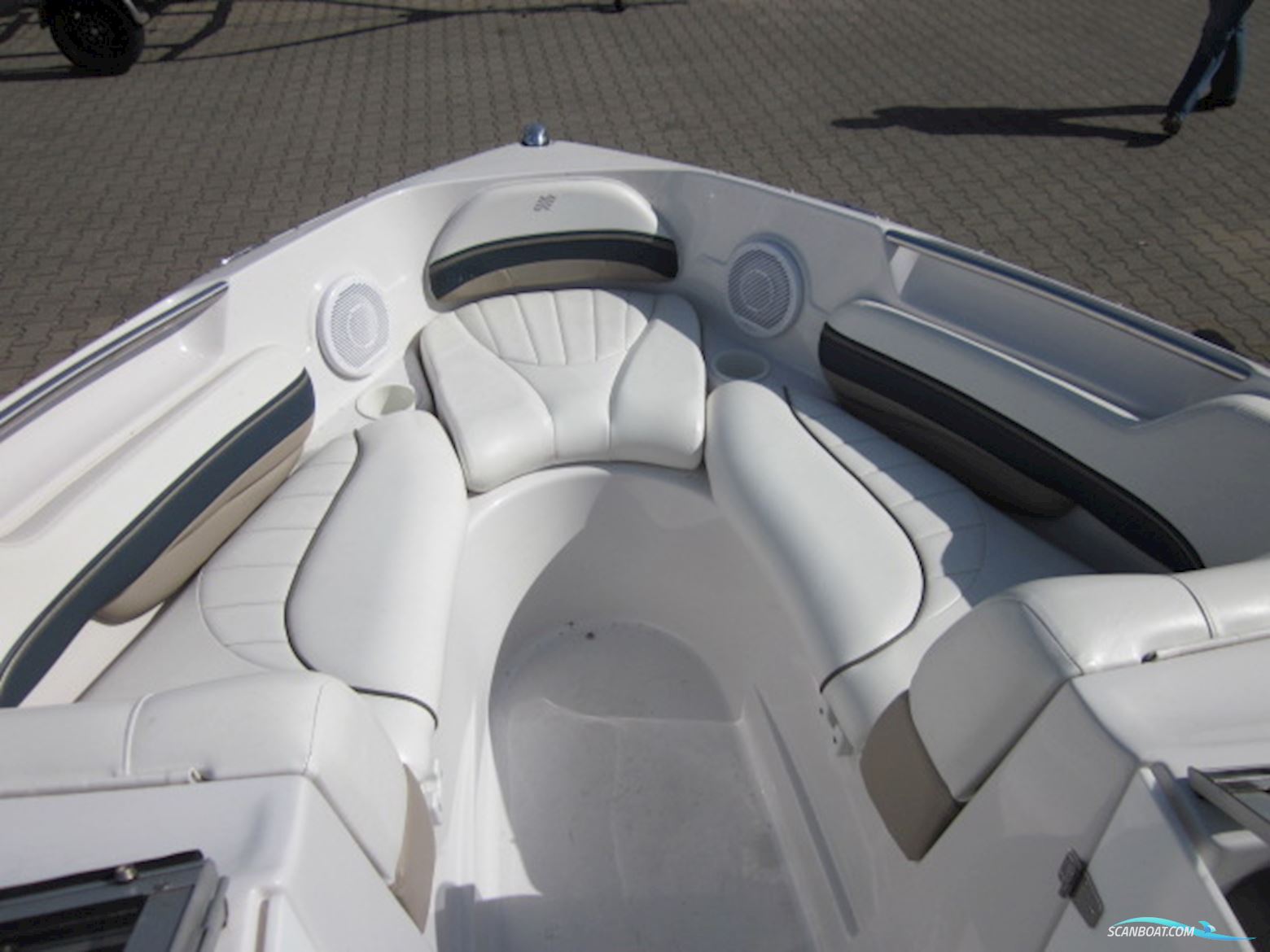 Four Winns 200 Horizon Bowrider