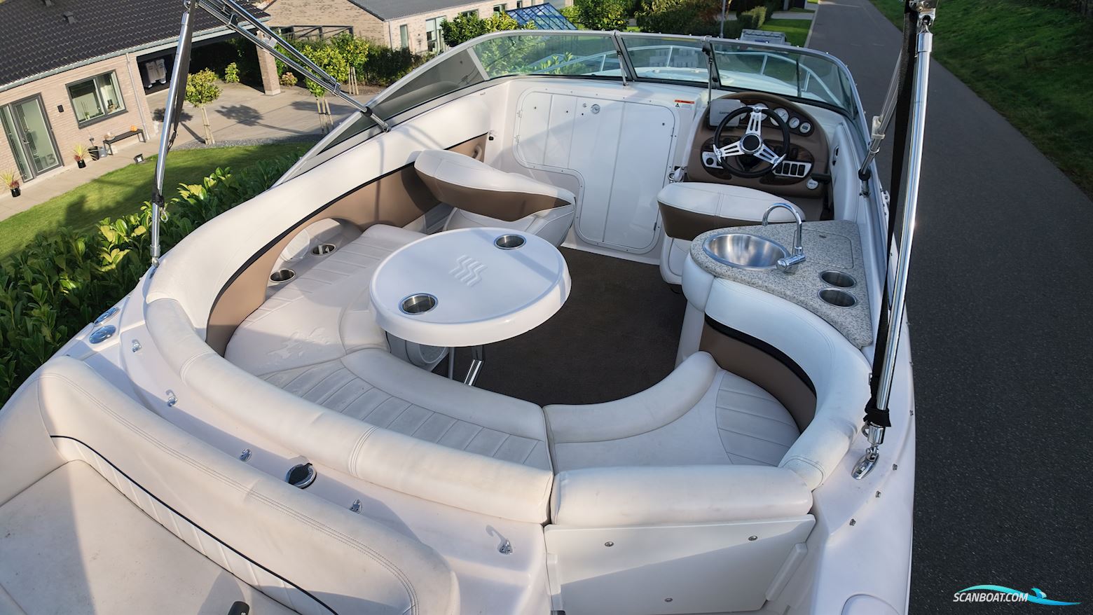 Four Winns 215 sundowner