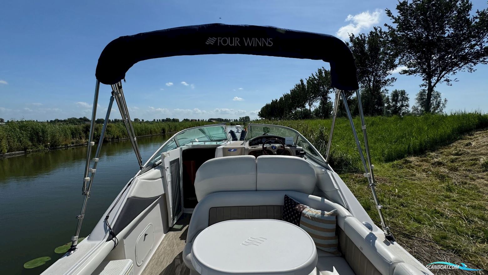 Four Winns 248 Vista