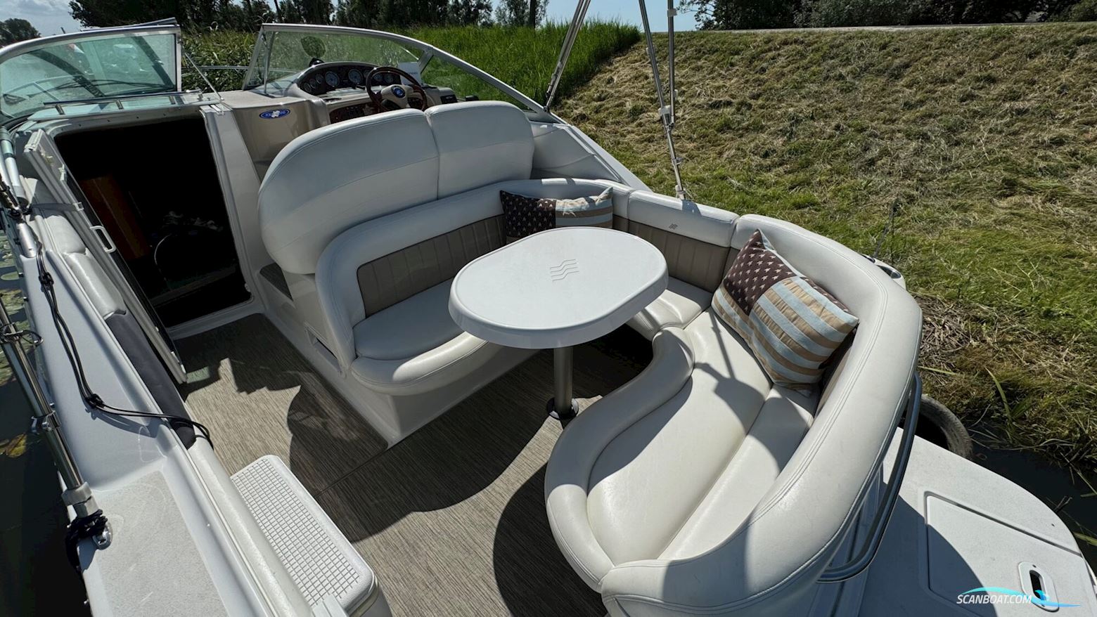 Four Winns 248 Vista