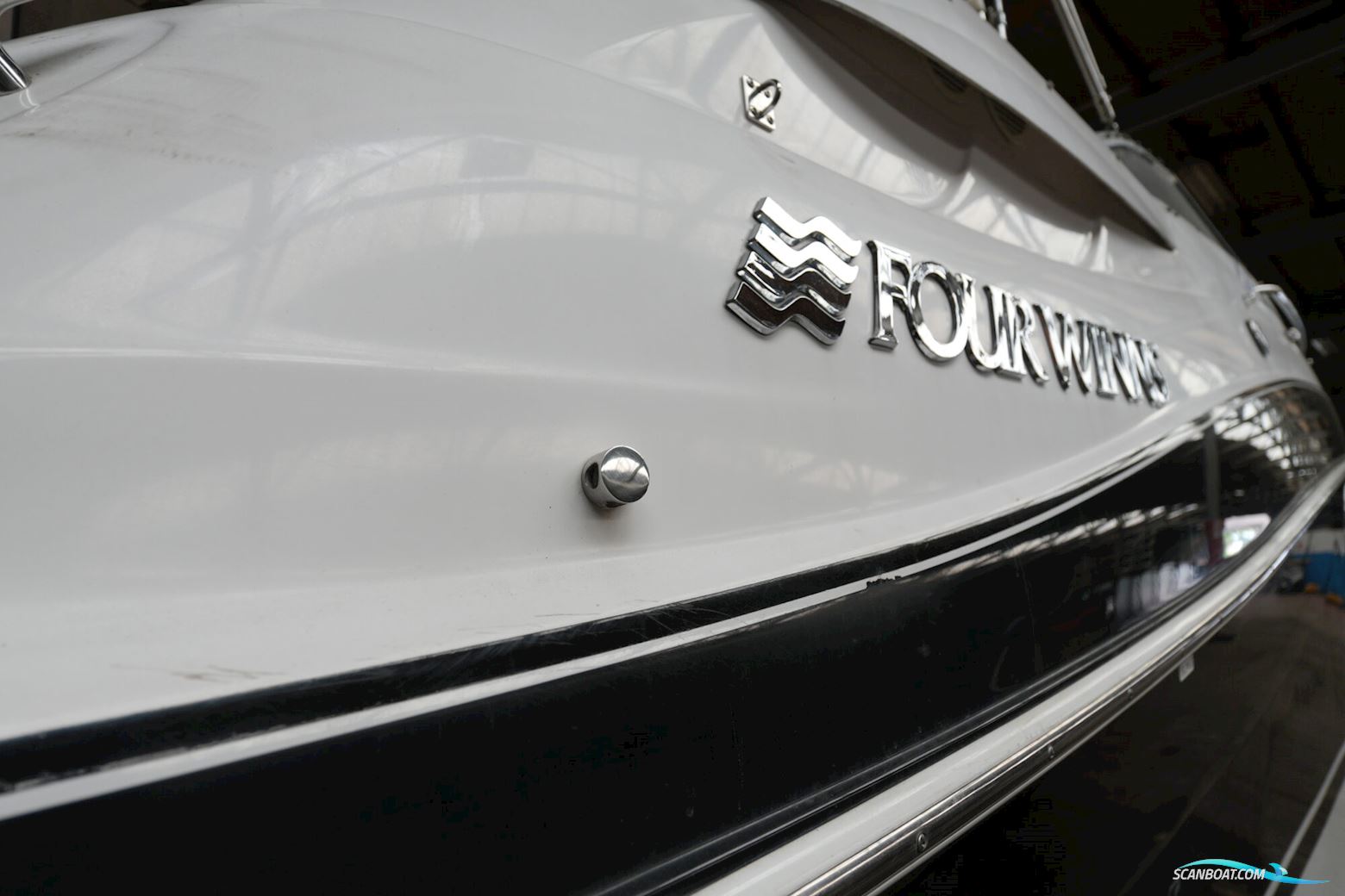 Four Winns 258 Vista