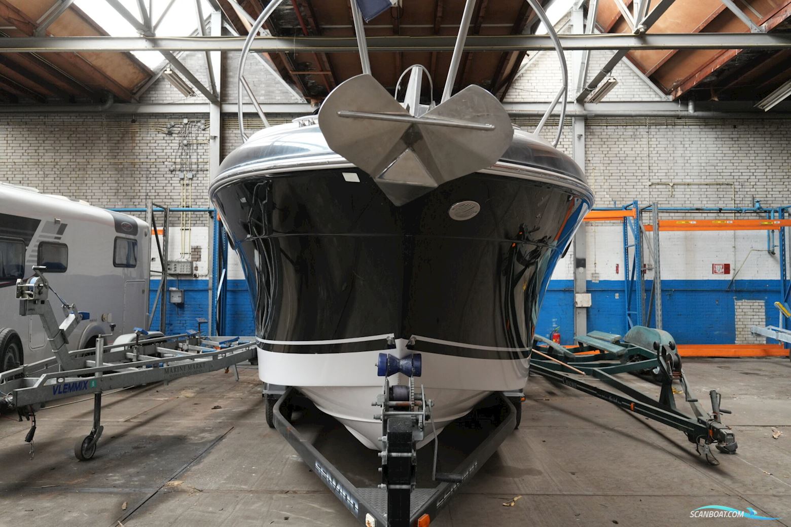 Four Winns 258 Vista