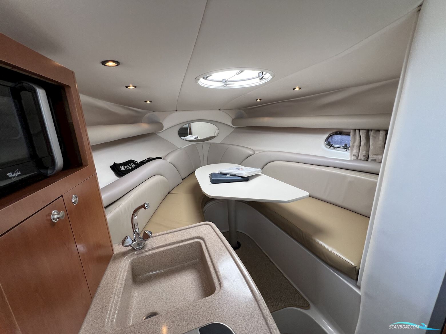 Four Winns 268 Vista