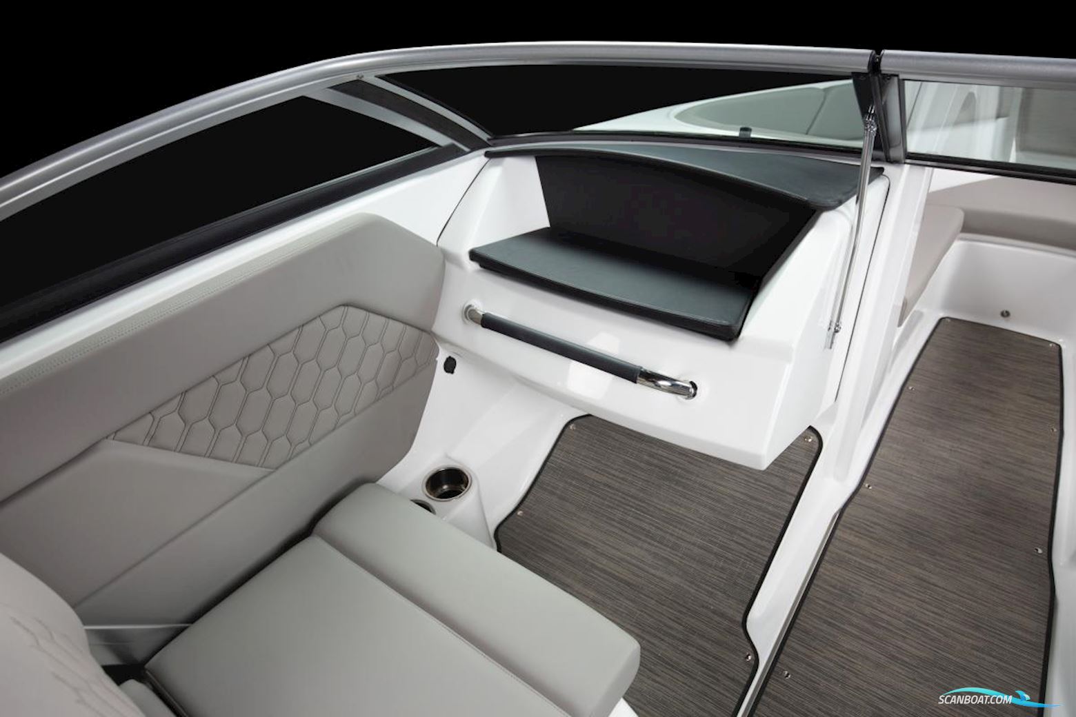 Four Winns H1 Outboard Bowrider