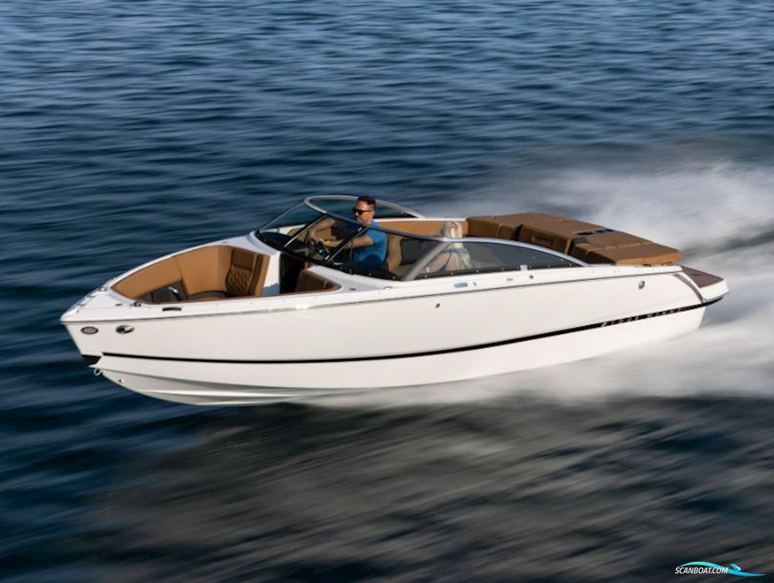 Four Winns H4 Motorboat 2025, with MerCruiser engine, Denmark