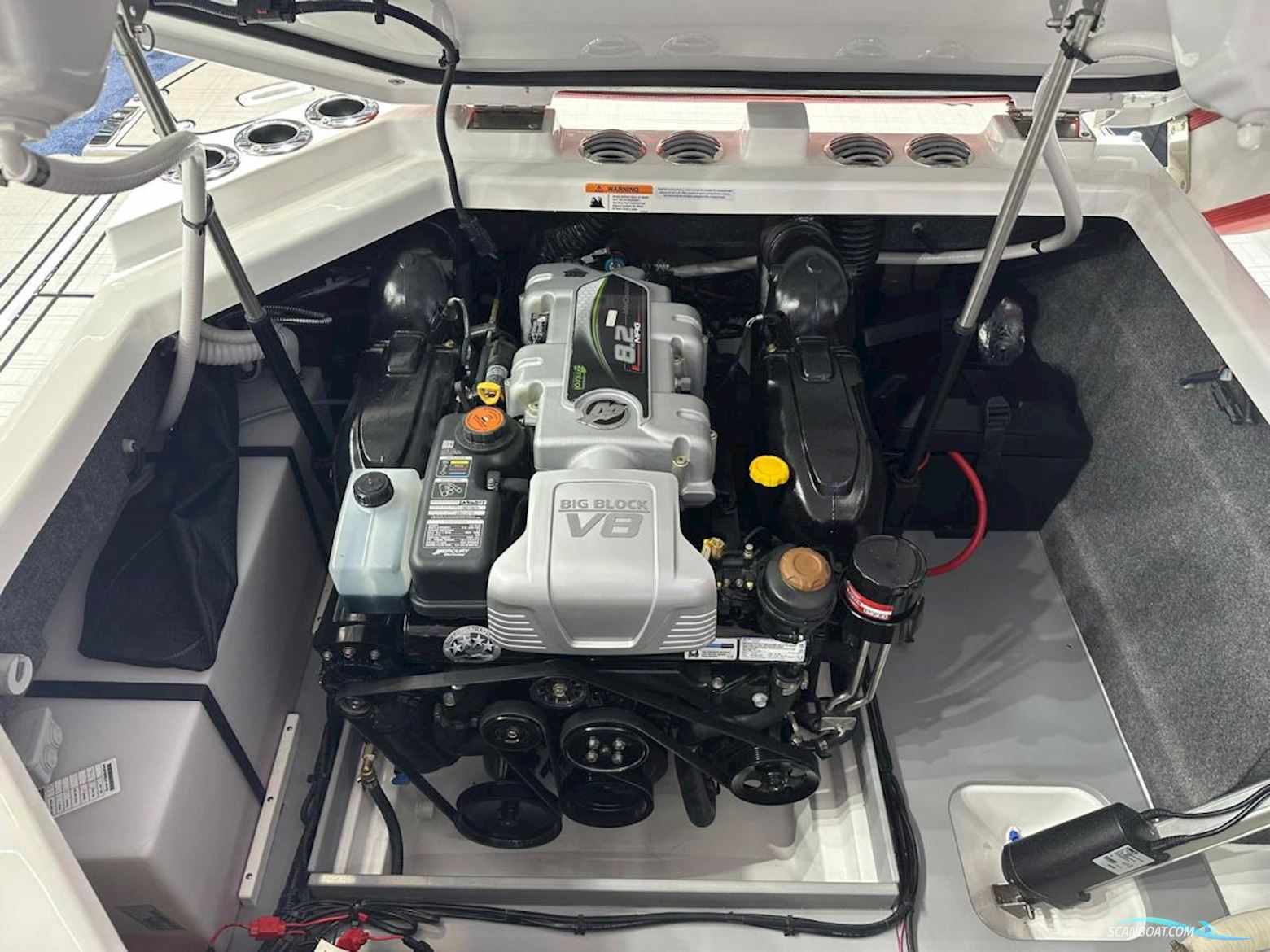 Four Winns H9 Bowrider