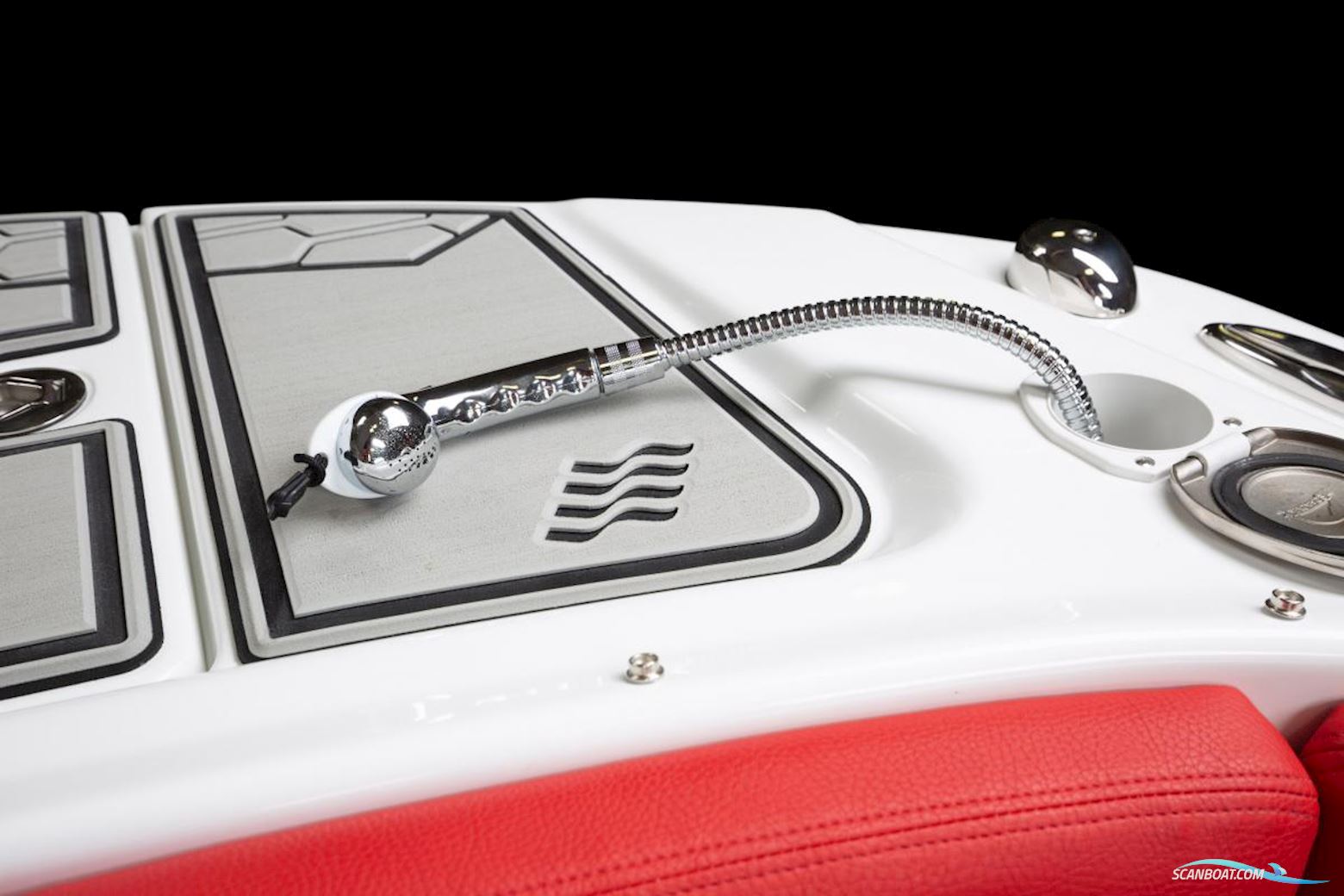 Four Winns HD3-OB bowrider