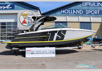 Four Winns TS 242 Motorboat 2017, with Volvo Penta engine, The Netherlands