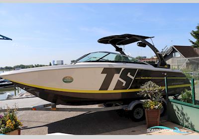 Four Winns TS 242 Motorboat 2017, with Volvo Penta engine, The Netherlands