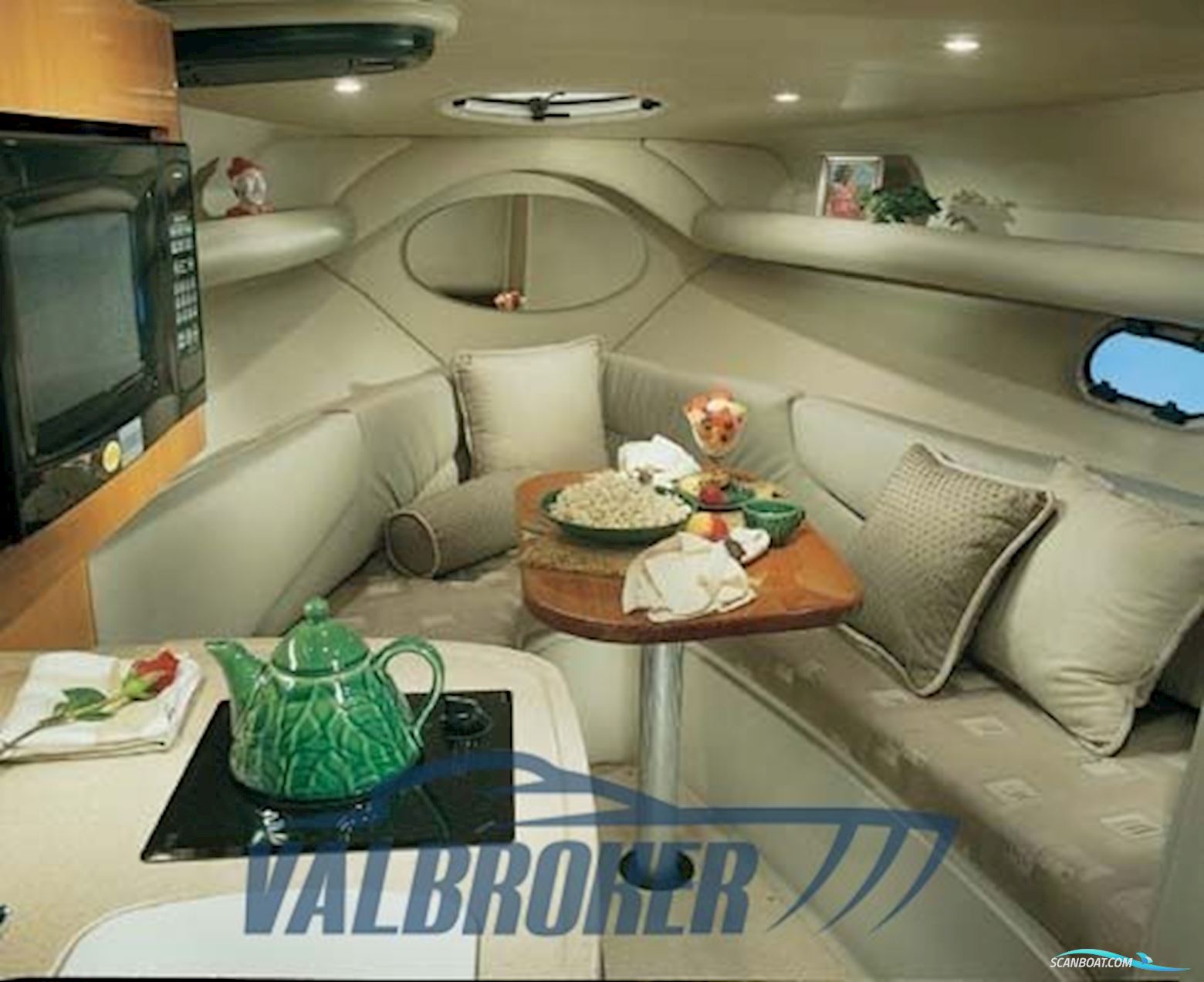 Four Winns Vista 248