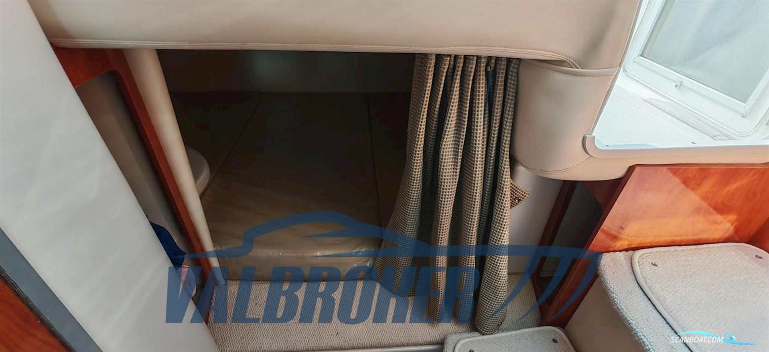 Four Winns Vista 248