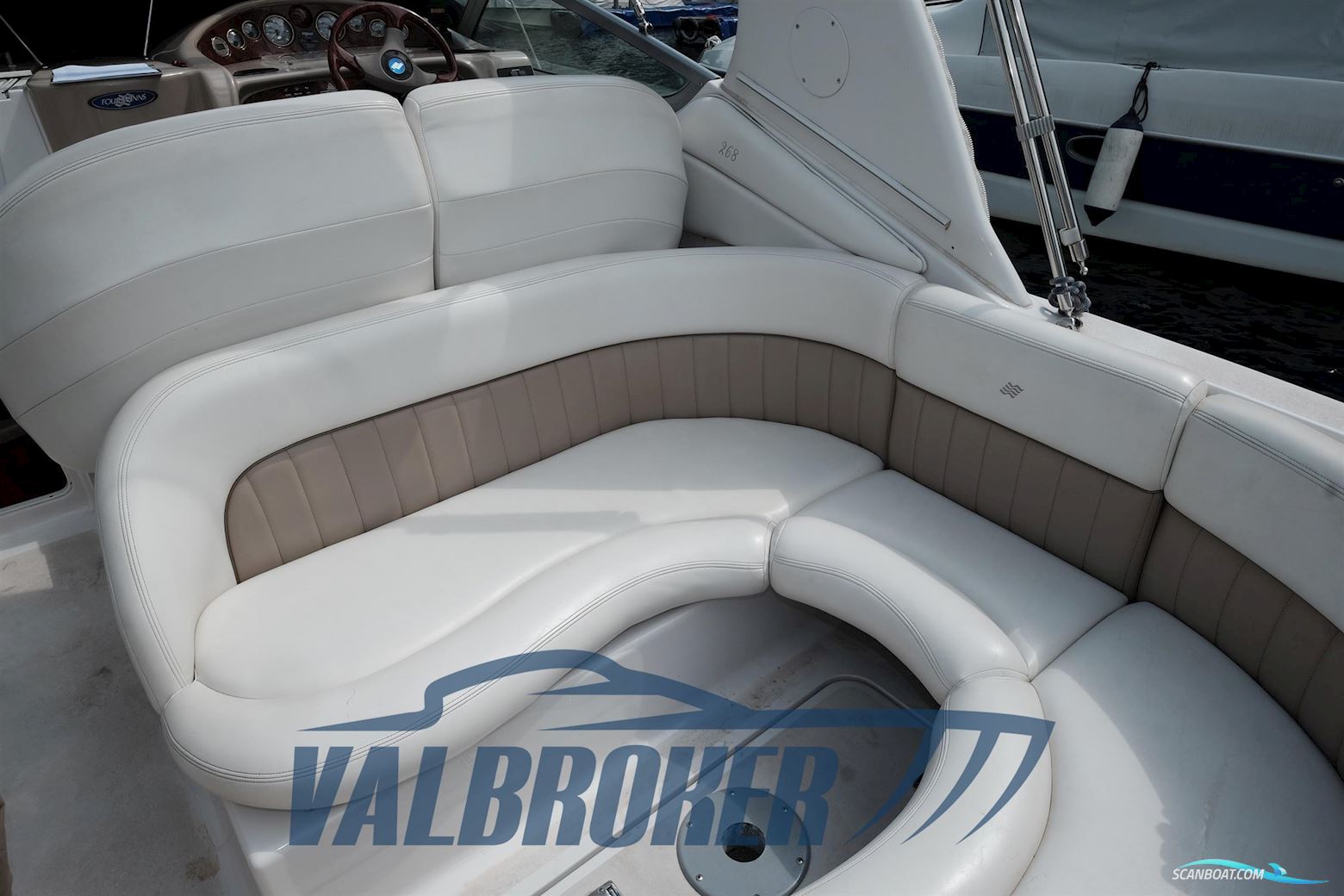 Four Winns Vista 268