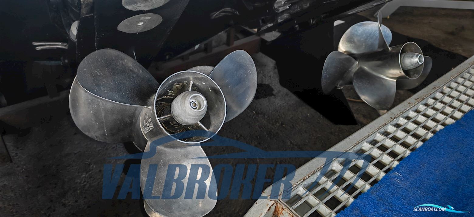 Four Winns Vista 288