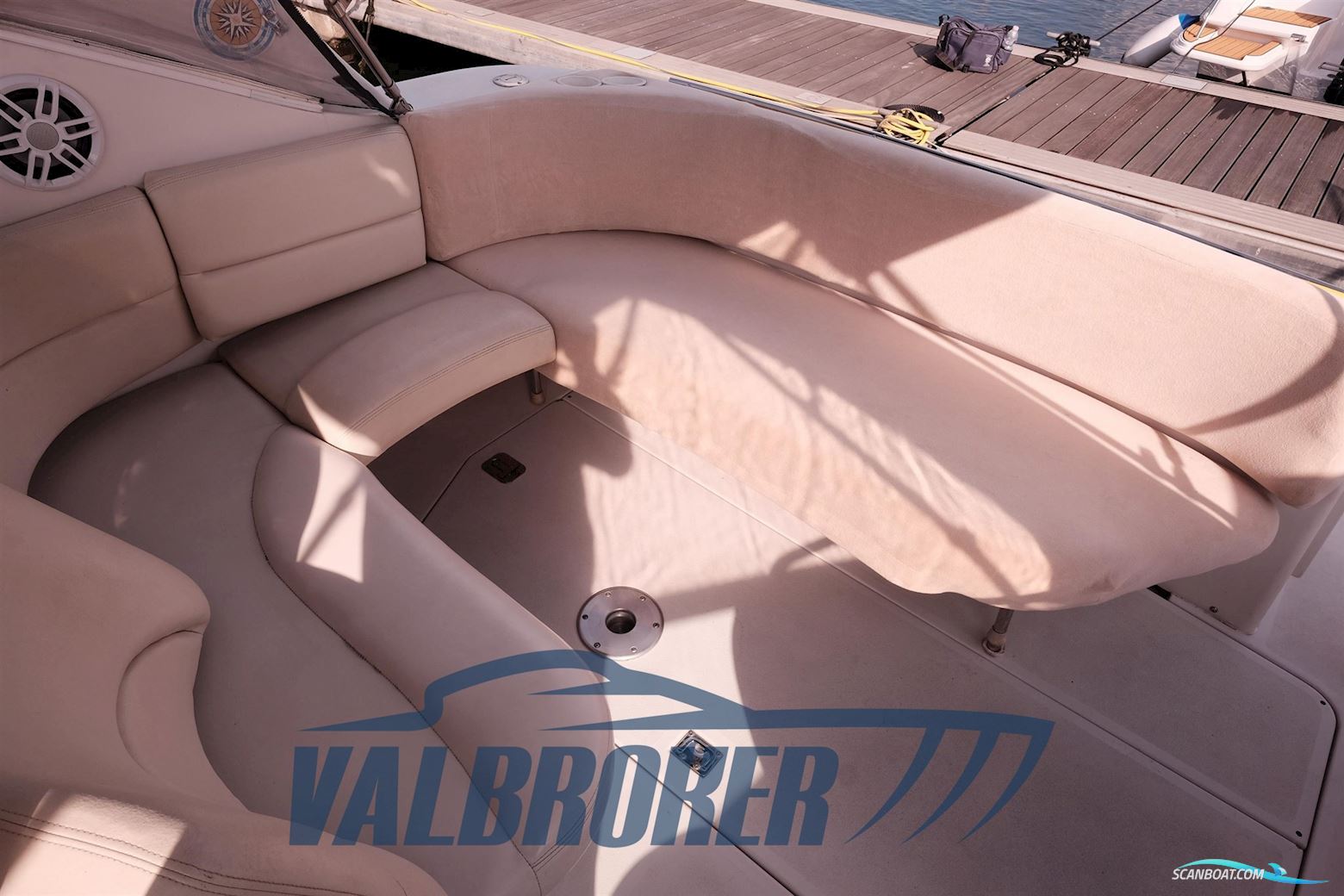 Four Winns Vista 298