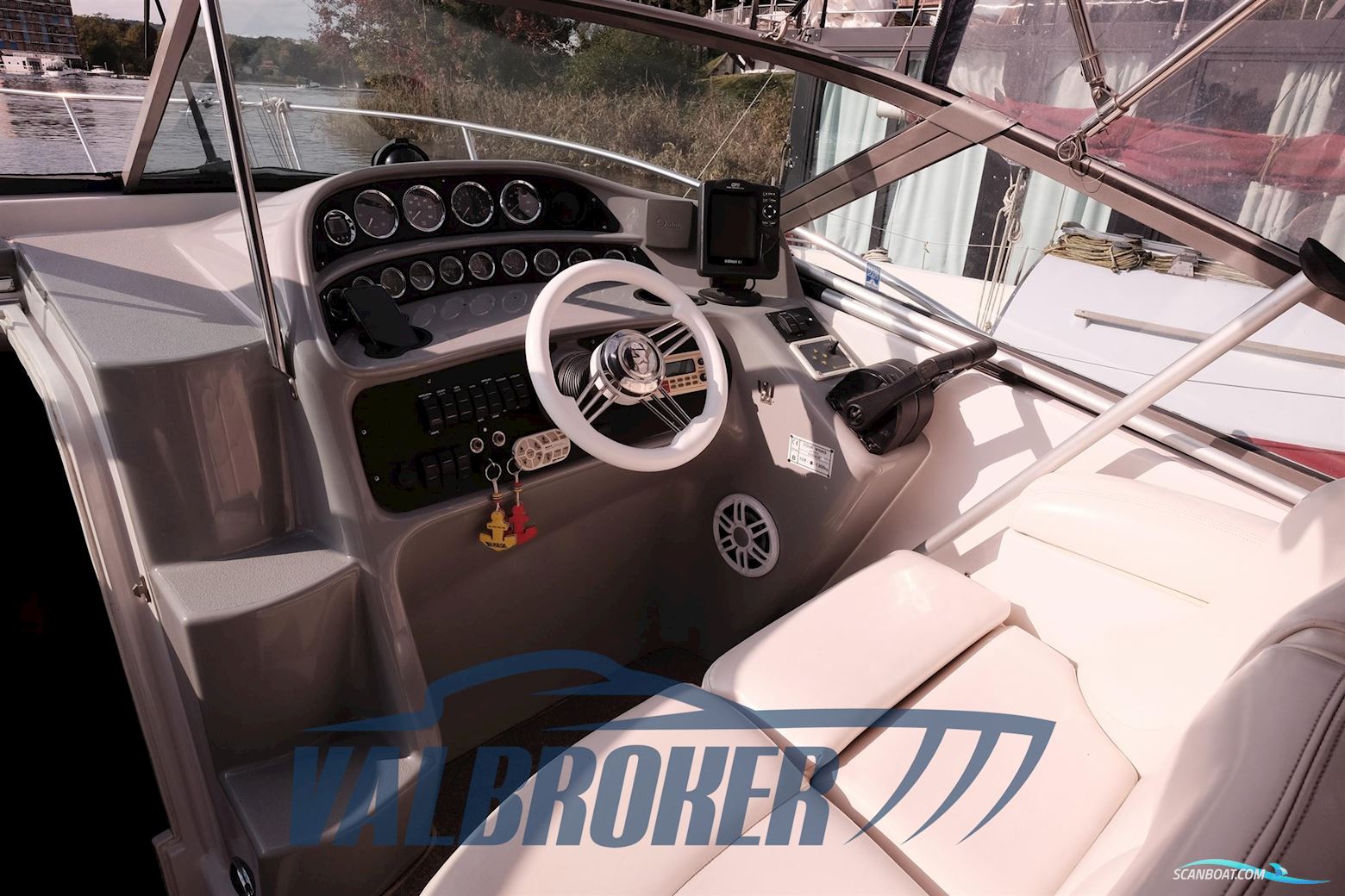 Four Winns Vista 298