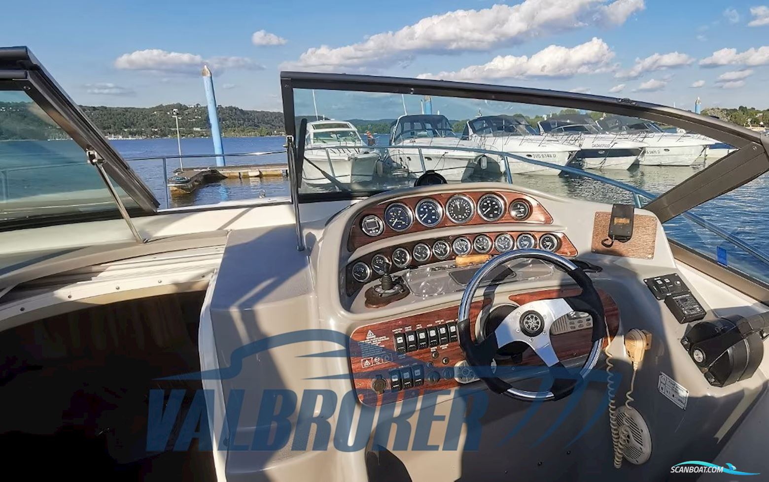 Four Winns Vista 298