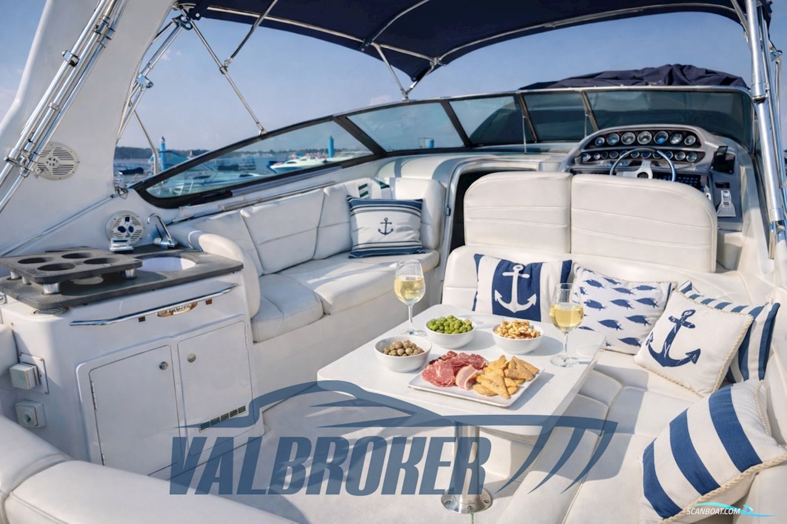 Four Winns Vista 298