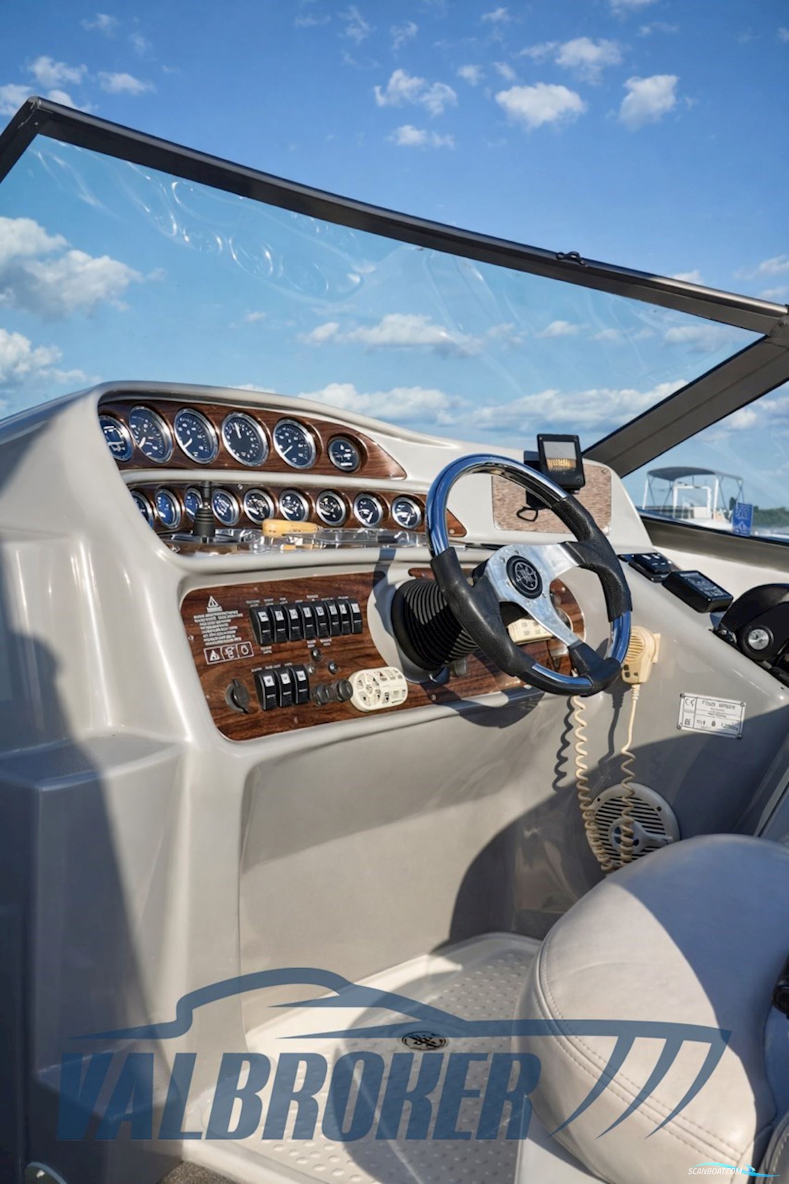 Four Winns Vista 298