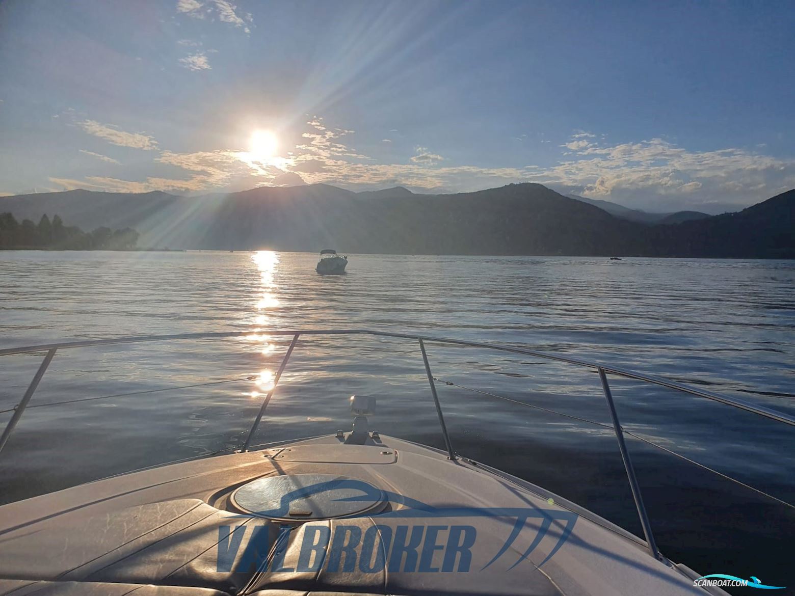 Four Winns Vista 328