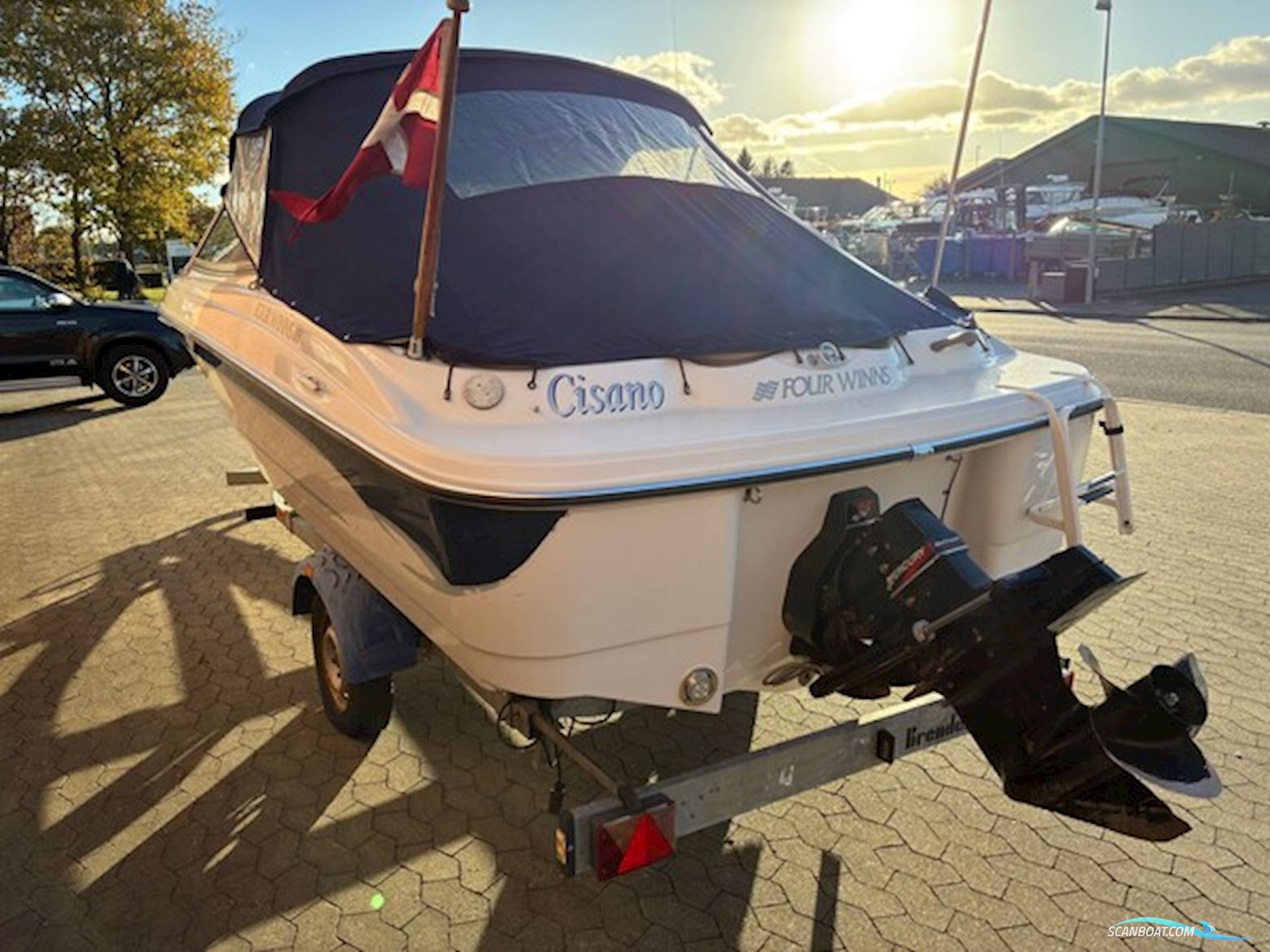 FourWinns 180 m/Mercruiser 3,0L - SOLGT !