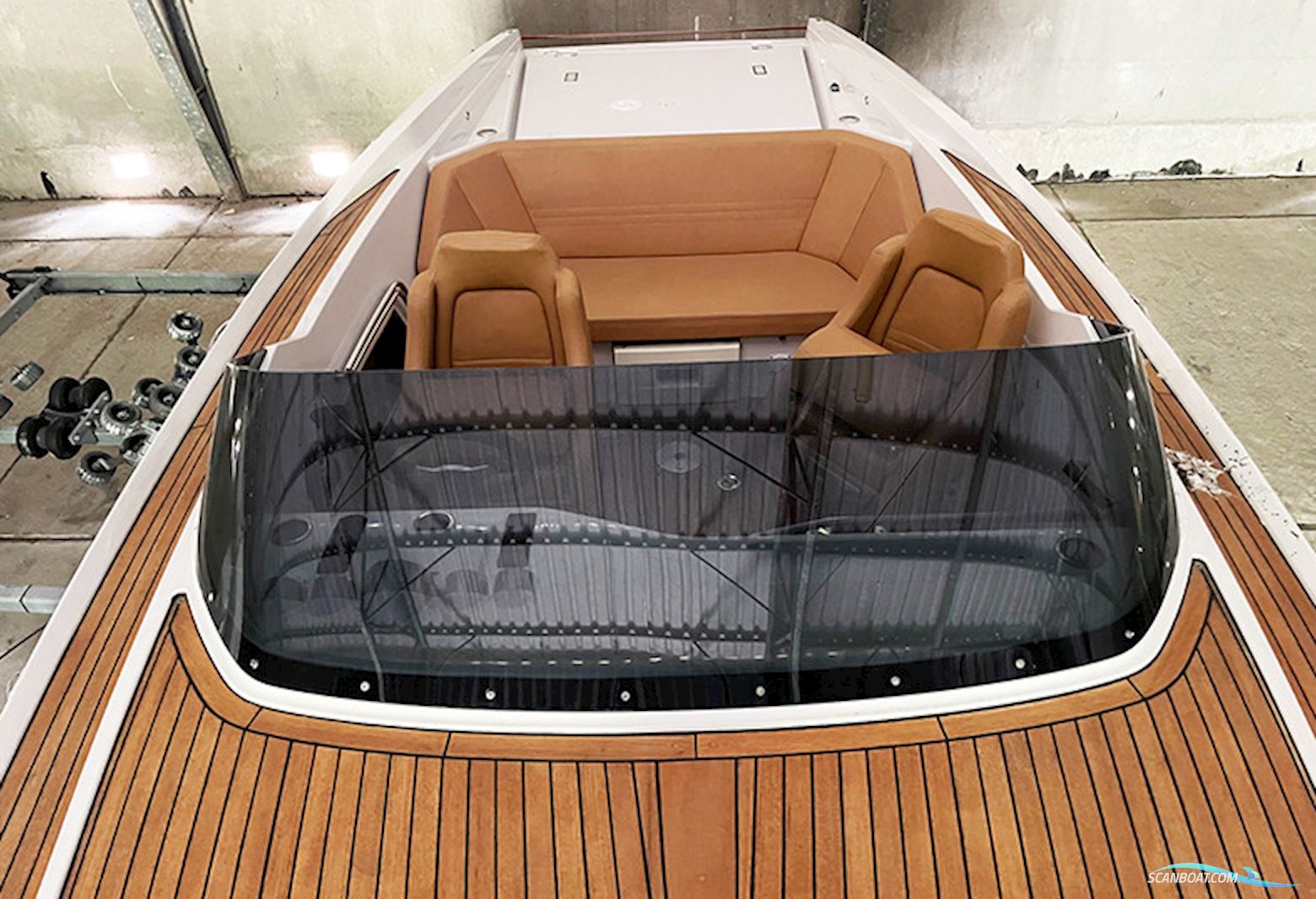 Frauscher Fantom 858