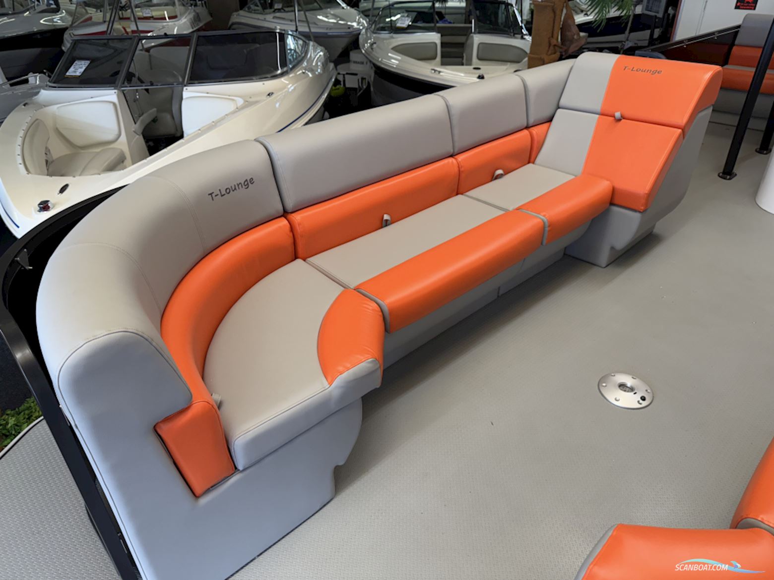 Funcruiser Pontoon 650 - NIEUW