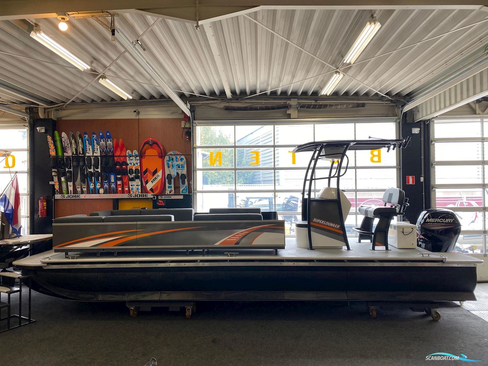 Funcruiser Pontoon 850 - NIEUW