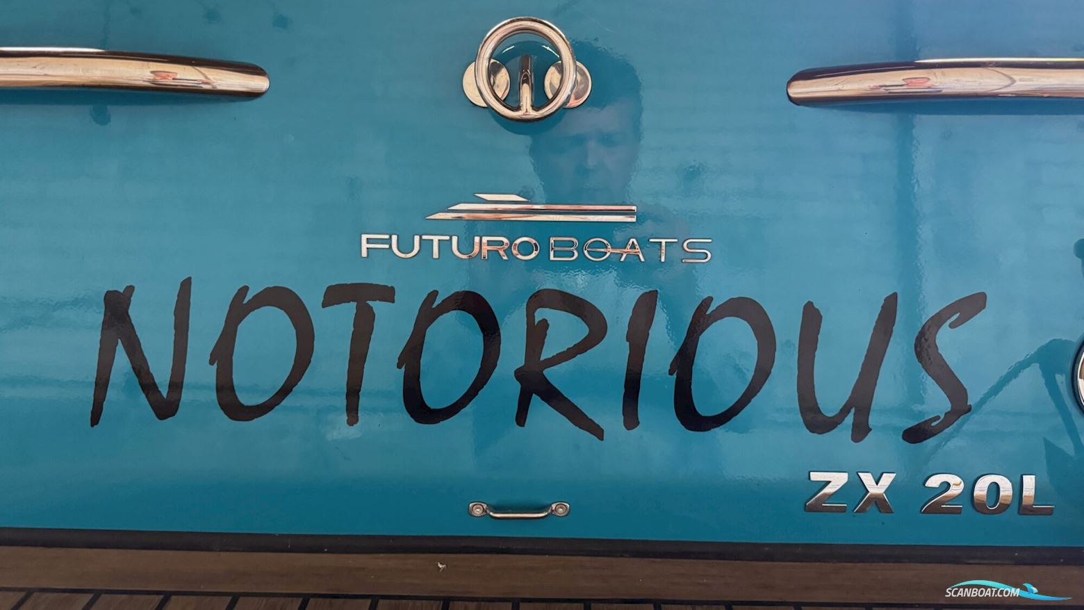 Futuro ZX-20L Tender