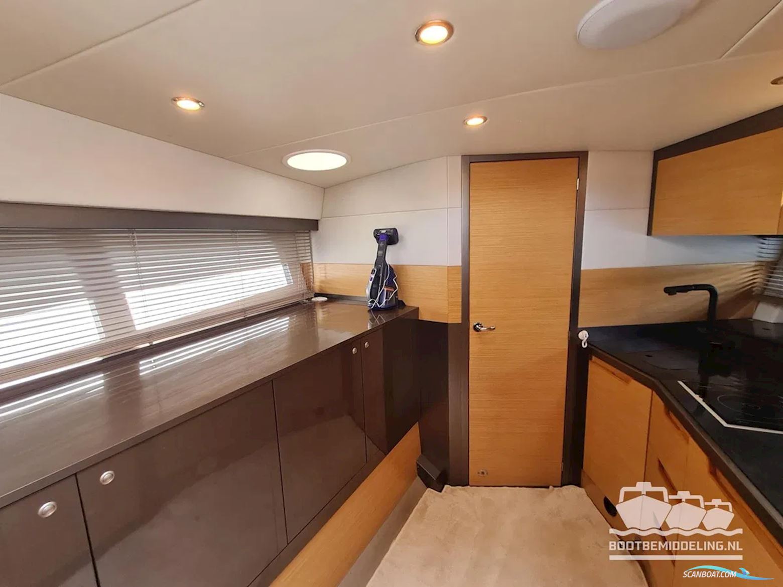 Galeon 325 Open