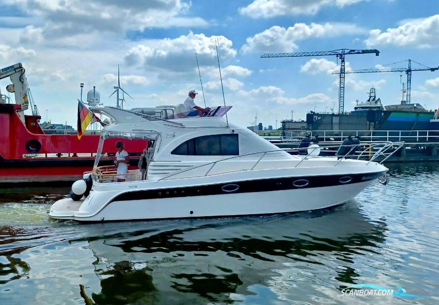 Galeon 330 Fly Motorboat 2007, with Volvo d4 225 engine, Germany