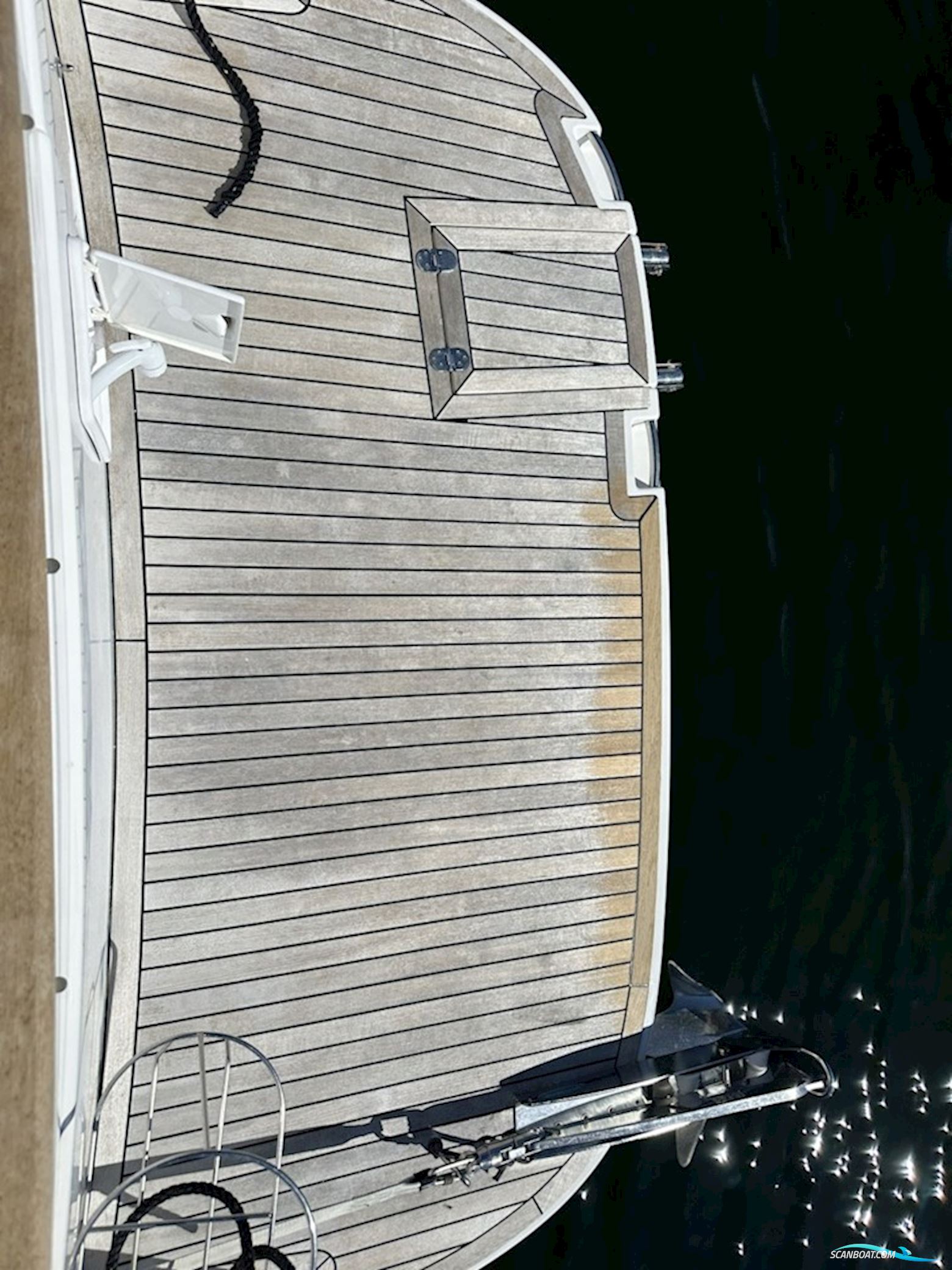 Galeon 330 Fly