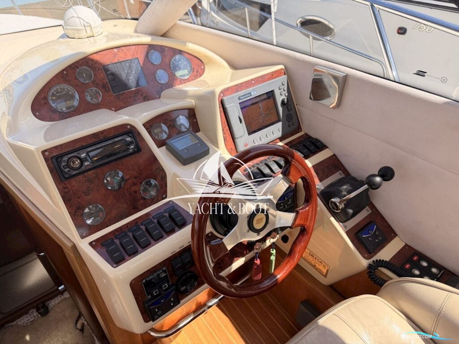 Galeon 330 HT