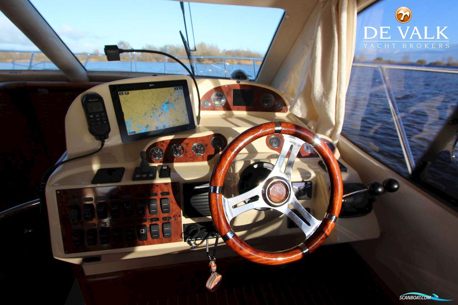 Galeon 380 Fly