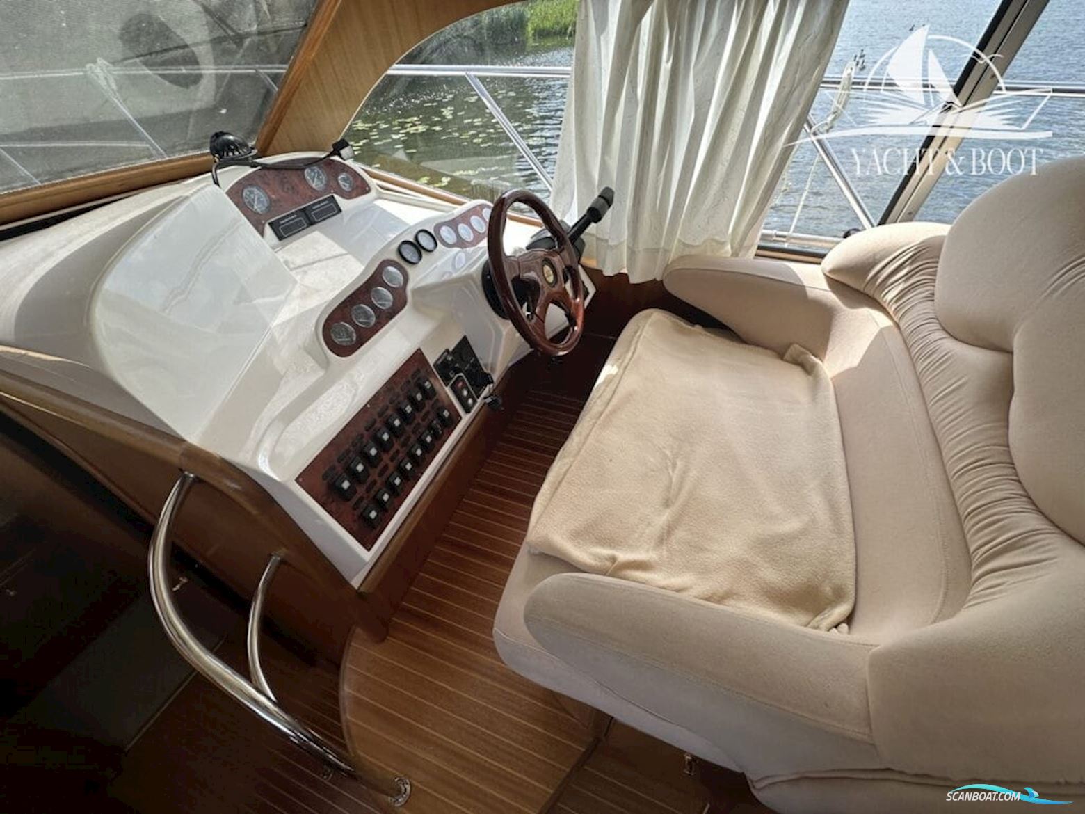 Galeon 380 Fly