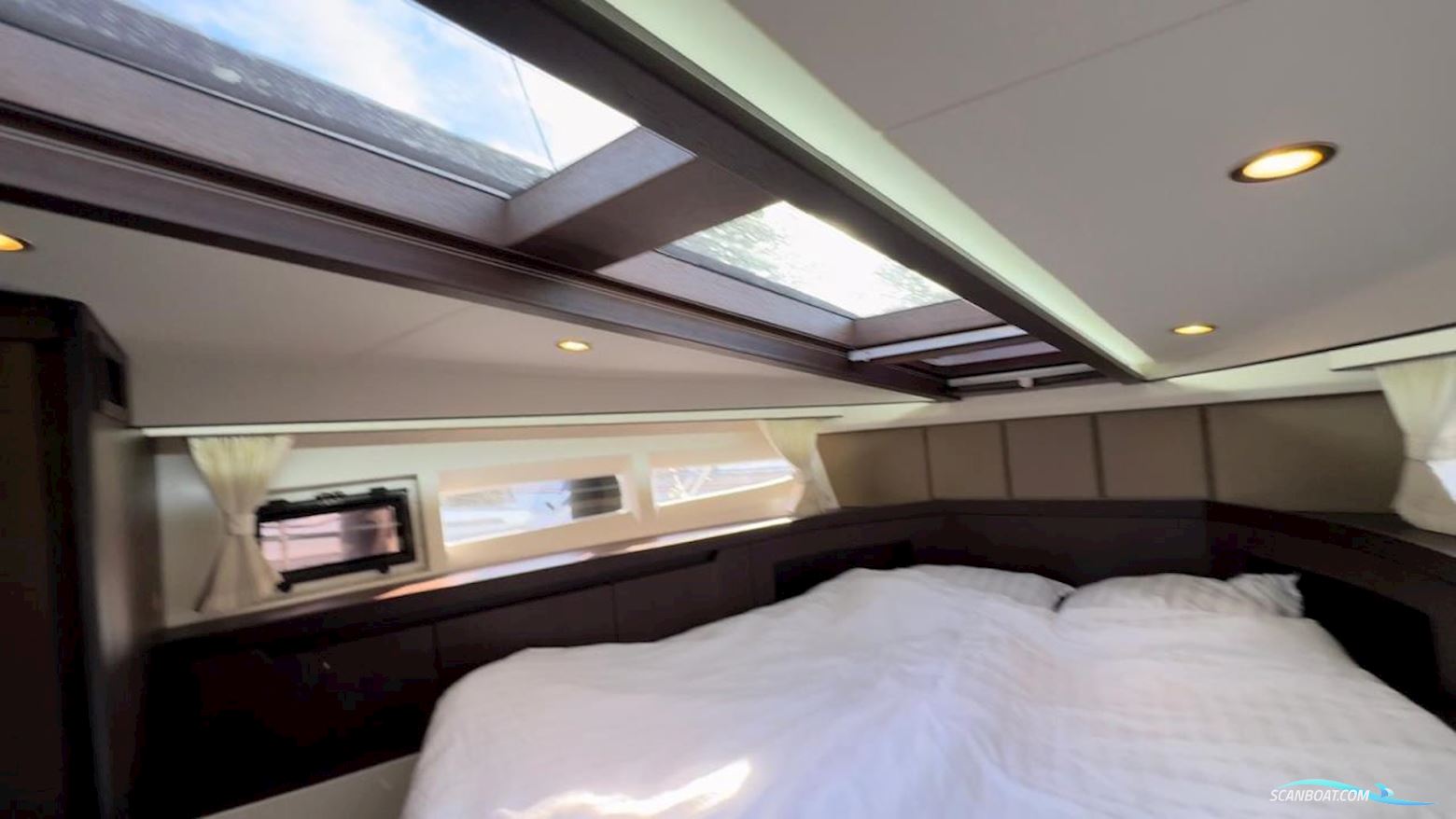Galeon 405 HTL