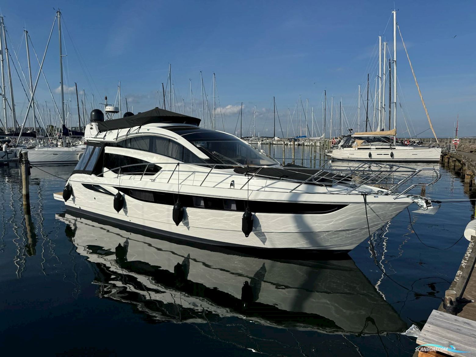 Galeon 430 Sky - 2XD4-300/Udstyr - 2023 Motorboat 2023, with 2 x Volvo Penta D4-300 Joystik engine, Denmark