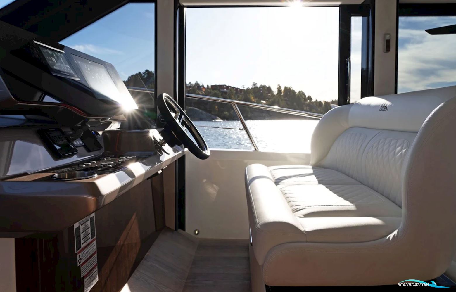 Galeon 440 Fly