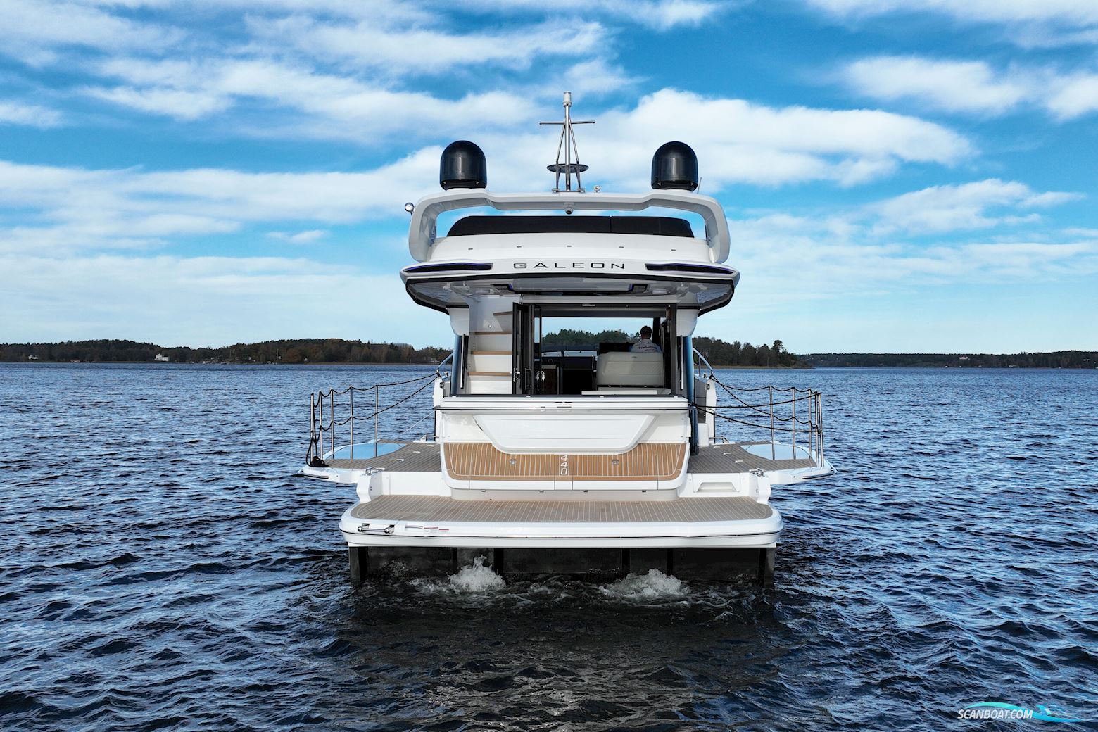 Galeon 440 Fly