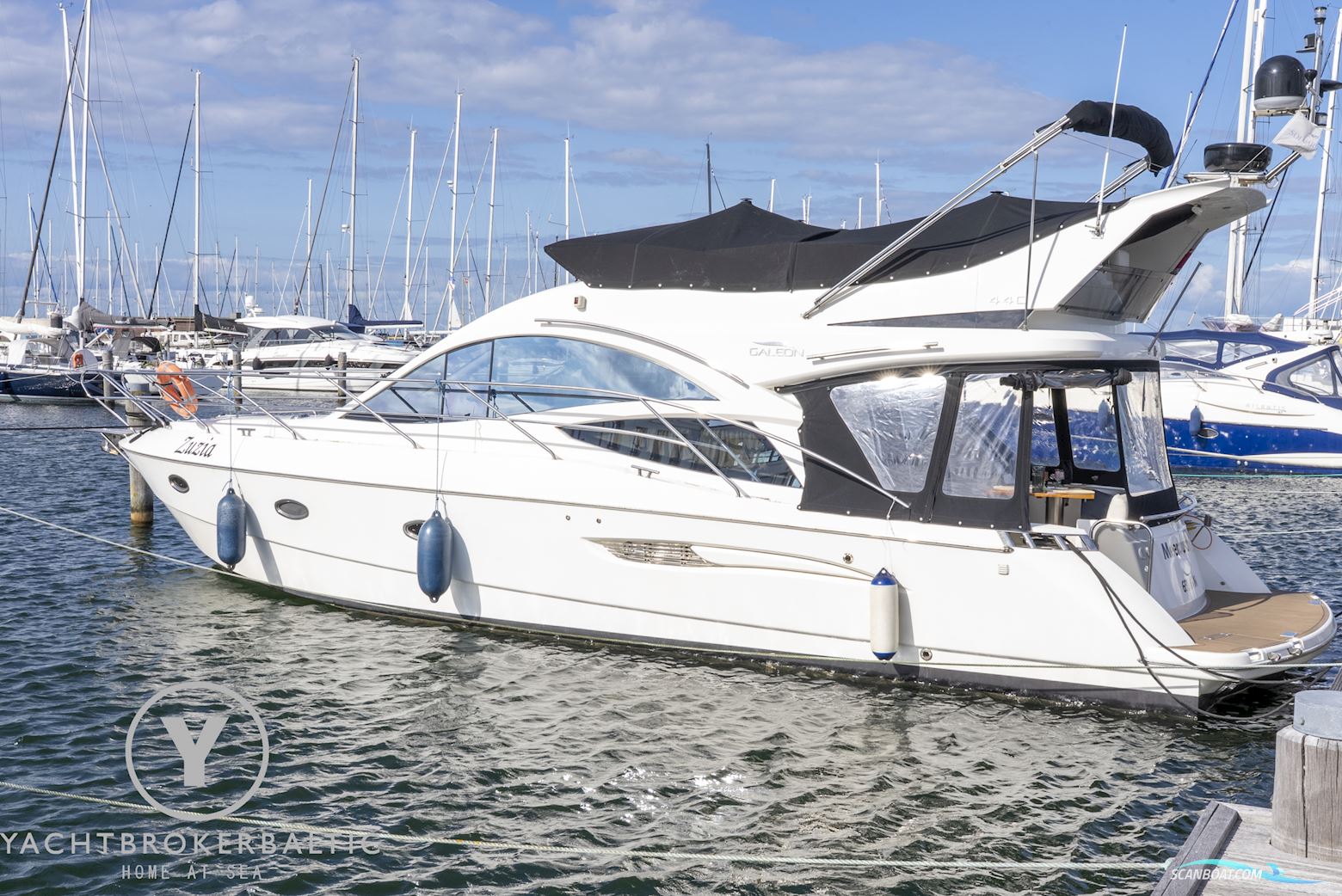 Galeon 440 Fly Motorboat 2009, with Volvo Penta D6 435 engine, Germany
