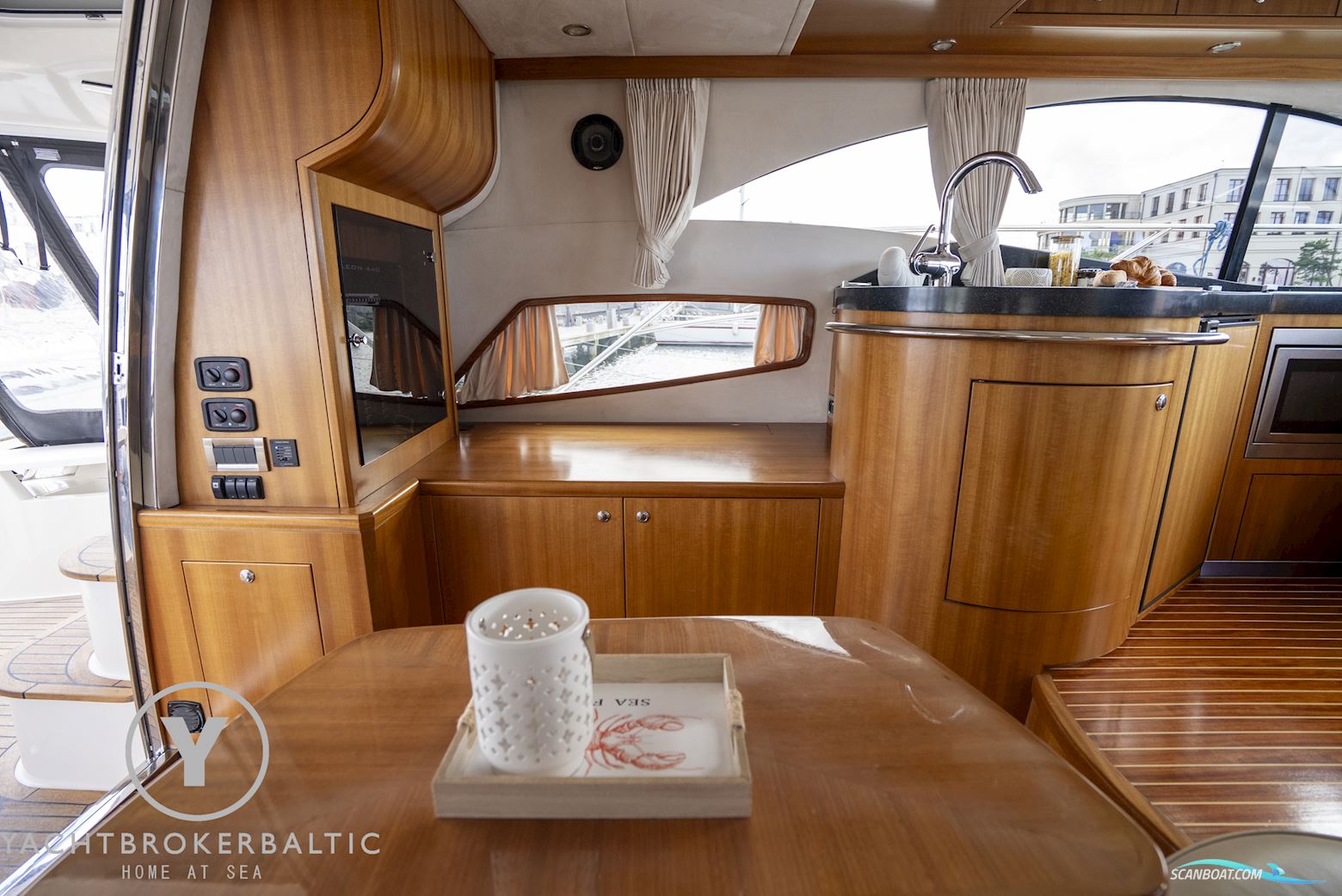 Galeon 440 Fly