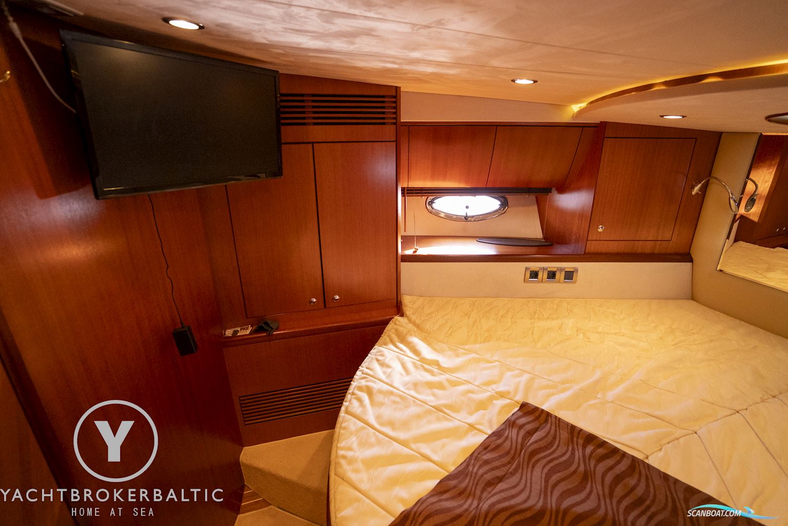 Galeon 440 Fly