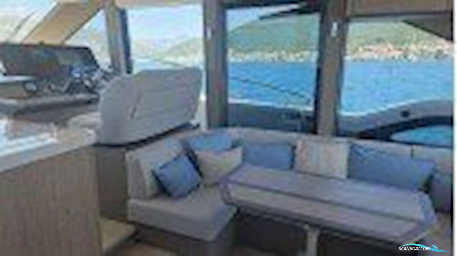 Galeon 440 Fly