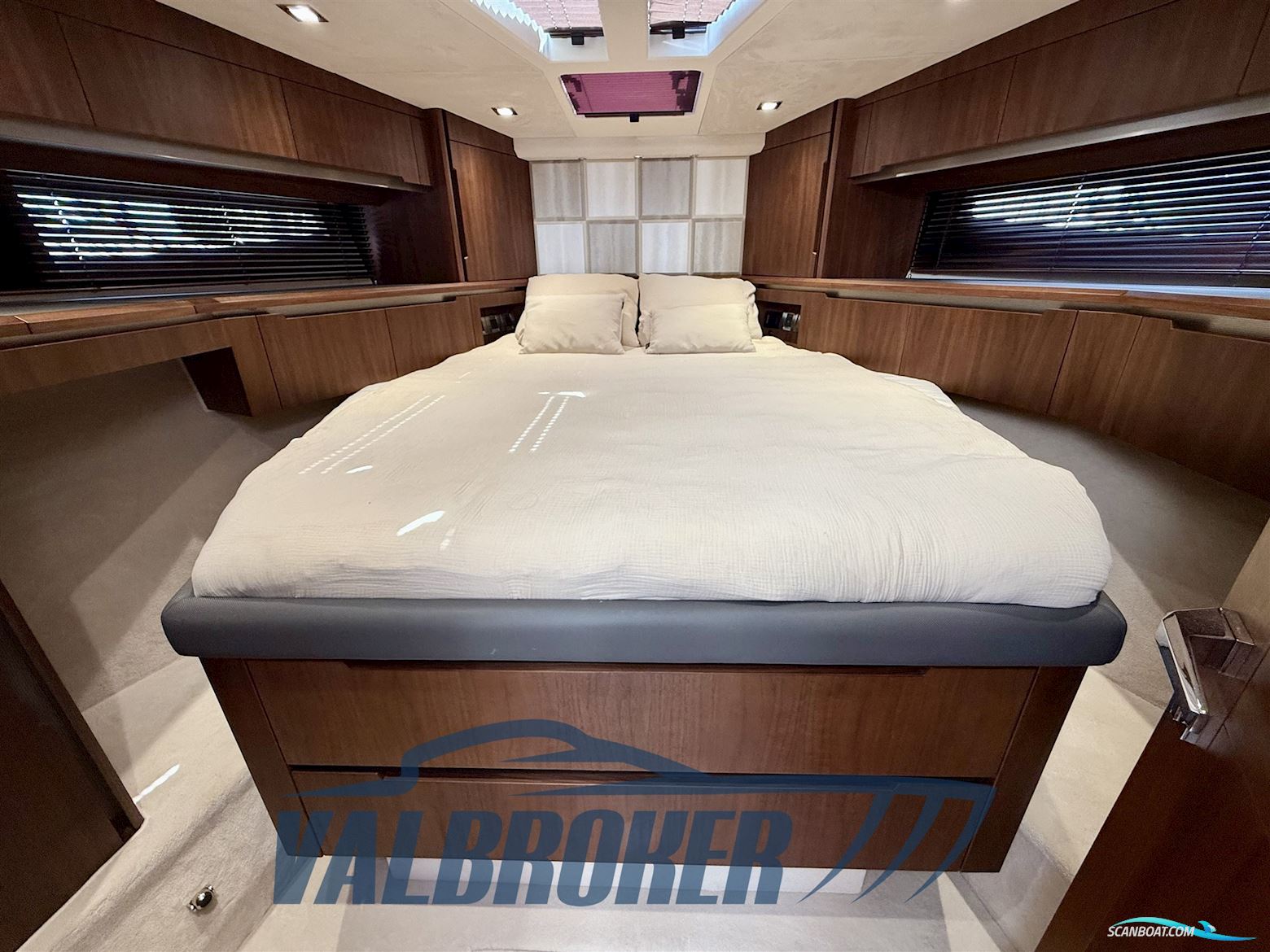 Galeon 460 fly