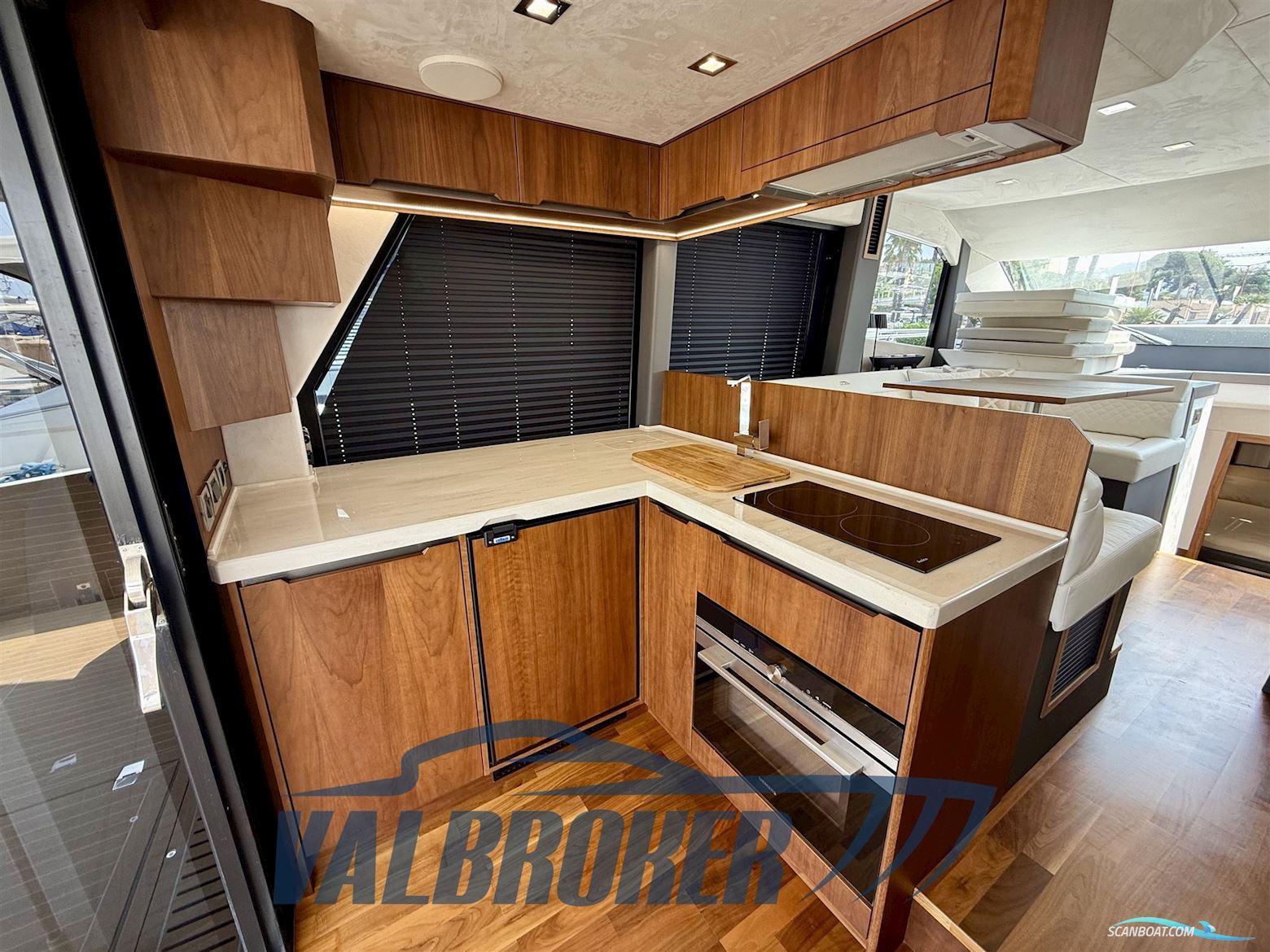 Galeon 460 Fly