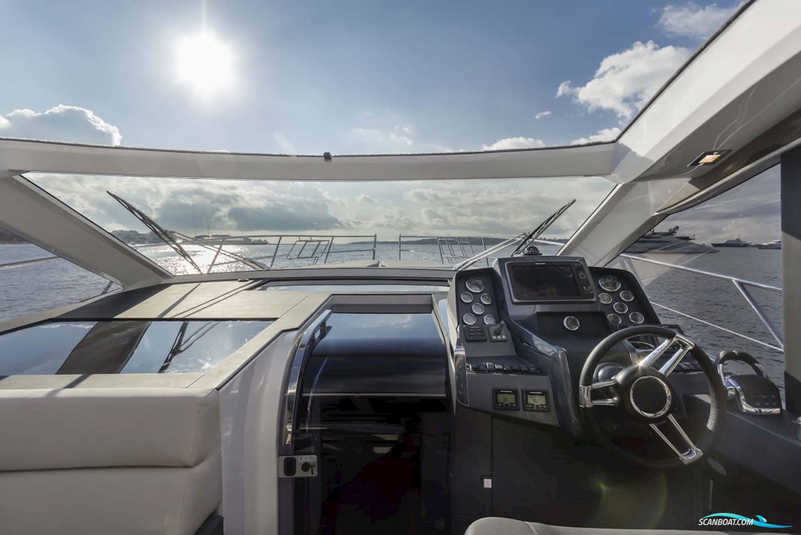 Galeon 485 HTS