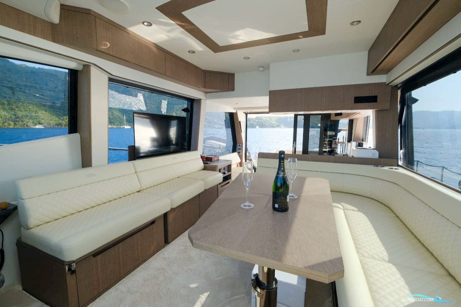 Galeon 500 Fly