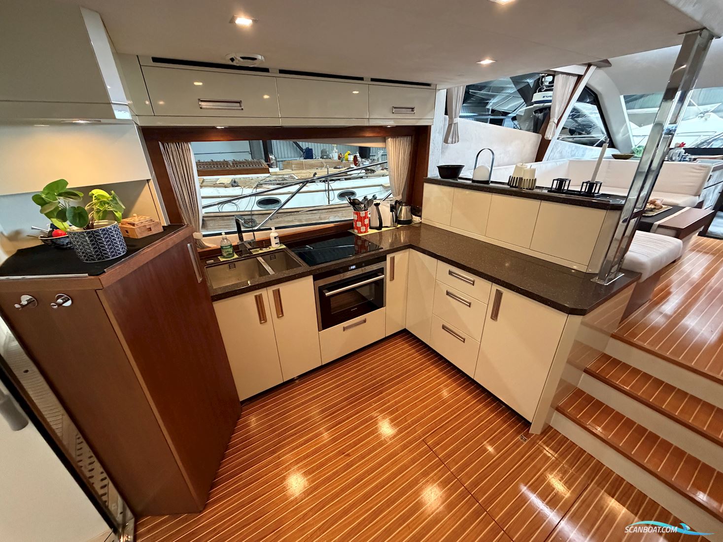 Galeon 550 Fly