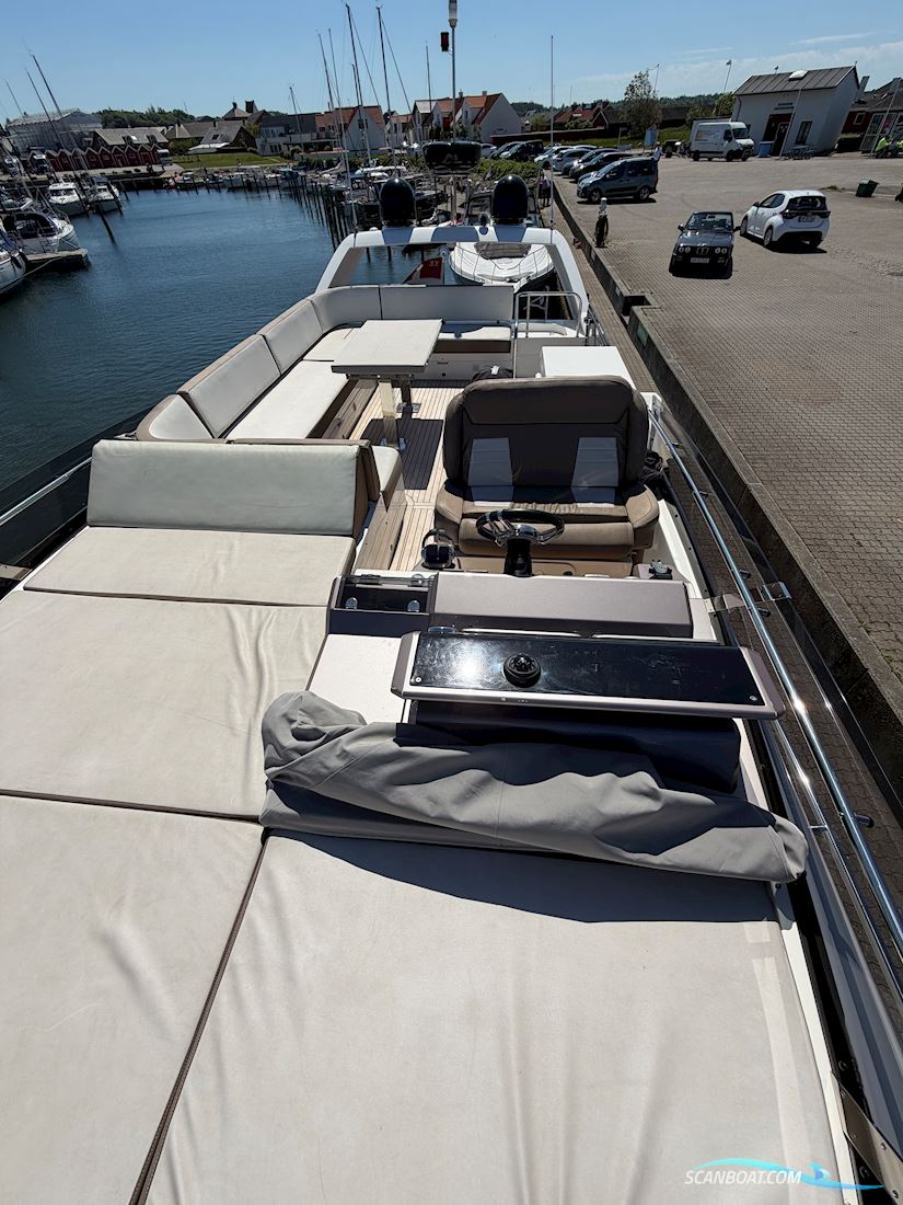 Galeon 550 Fly