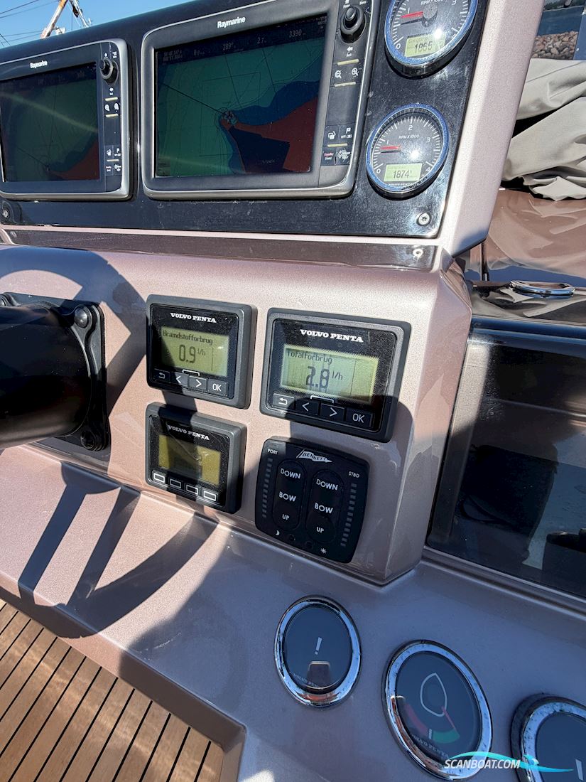 Galeon 550 Fly